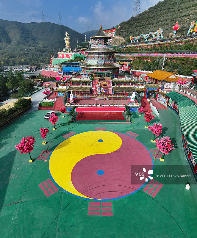 青海省西宁市湟中区昆仑圣都扎麻隆凤凰山航拍图片素材