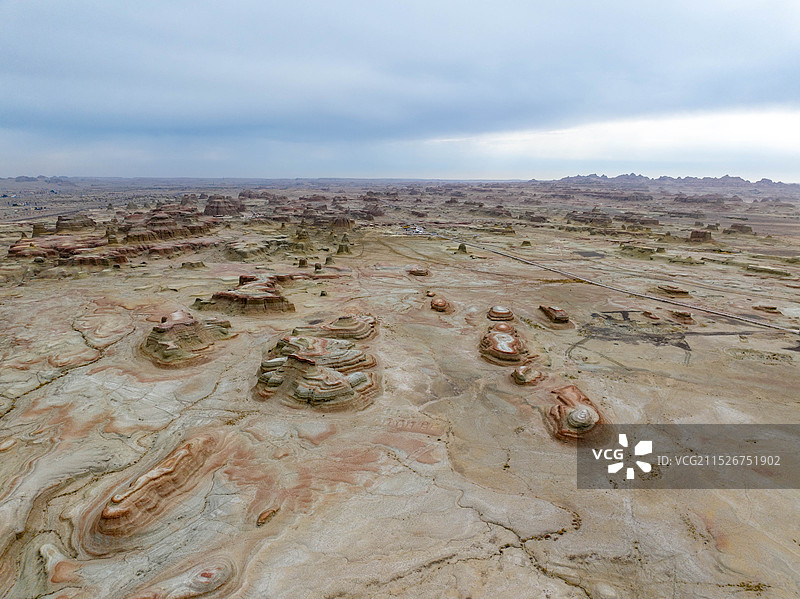 新疆克拉玛依魔鬼城图片素材