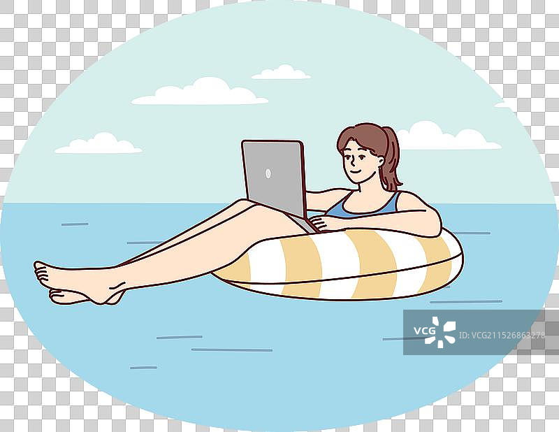 成功的女人在海上漂浮图片素材