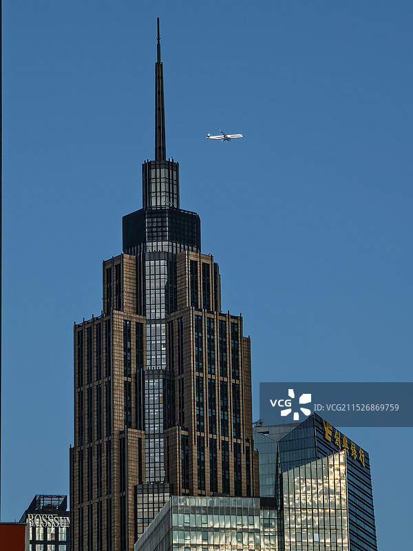 夕照珠江新城高层建筑图片素材