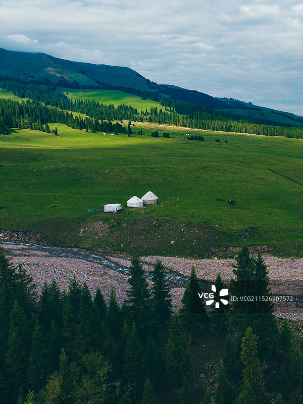 那拉提草原图片素材