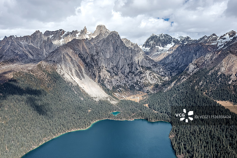 四川巴塘措普沟风光图片素材