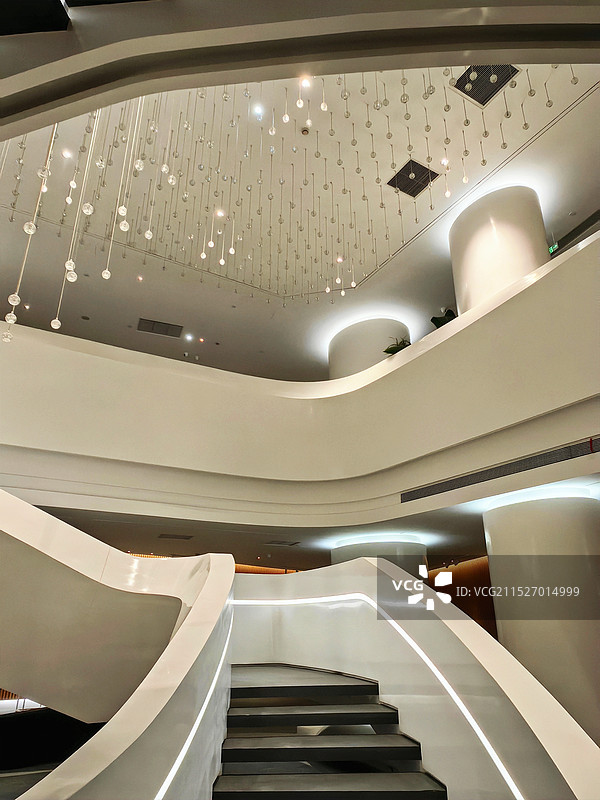 杭州钱塘湾艺术馆室内楼梯图片素材