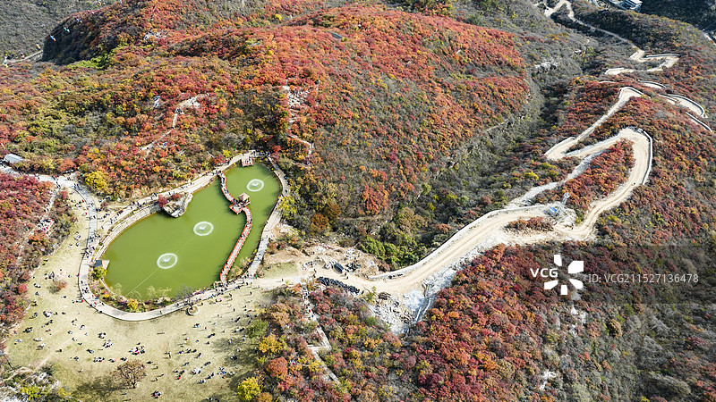 房山坡峰岭红叶节图片素材