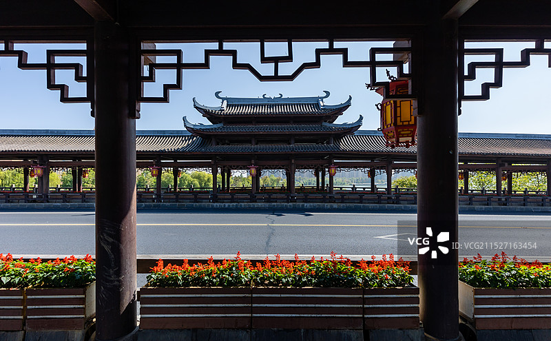 常德仿古历史建筑风雨廊桥七里桥图片素材