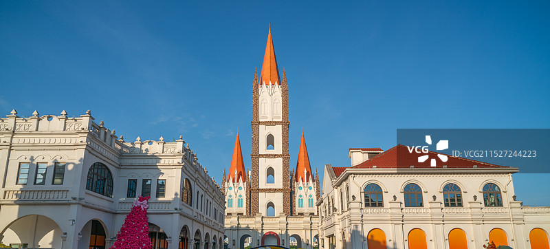 广西南宁市江南区亭子码头邕江夜游图片素材