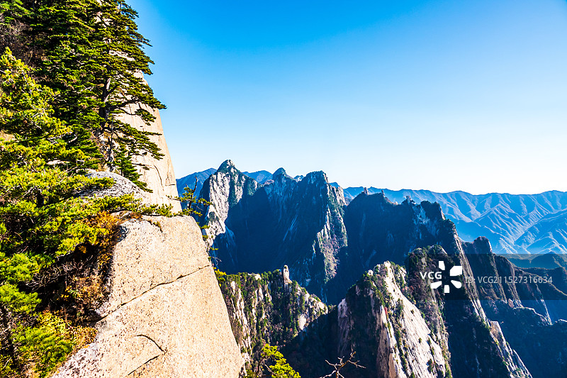 华山，奇险天下第一山图片素材