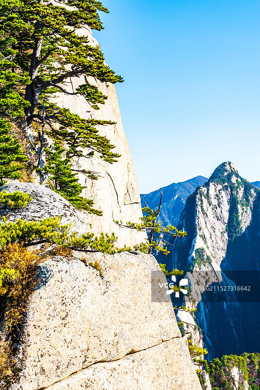 华山，奇险天下第一山图片素材