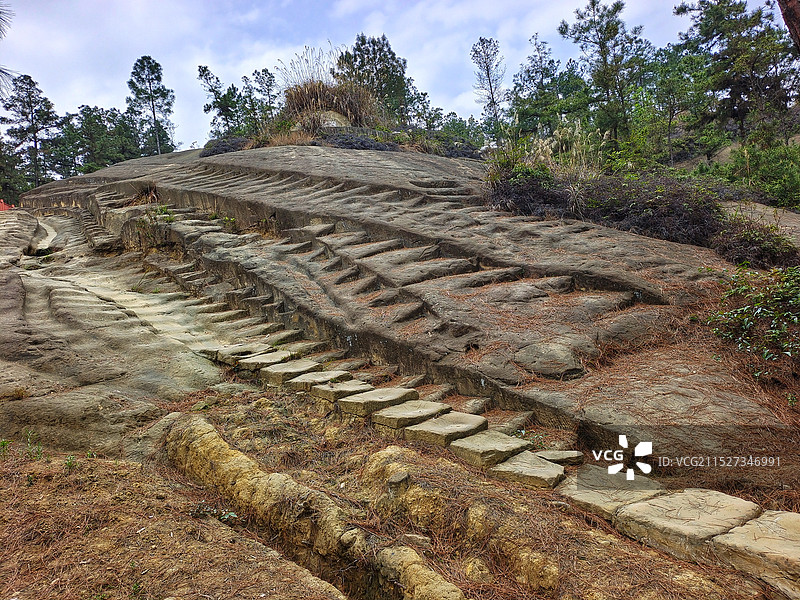四川威远古佛顶路面图片素材
