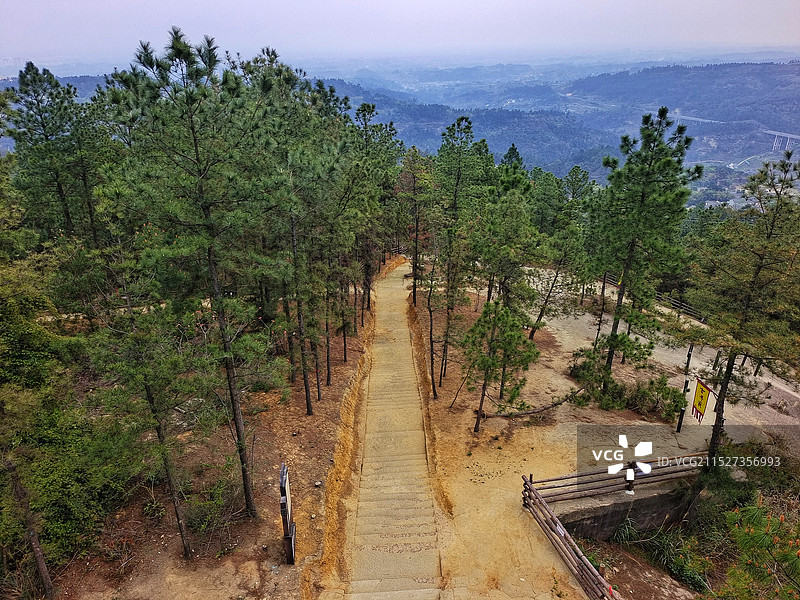 四川威远古佛顶远眺图片素材