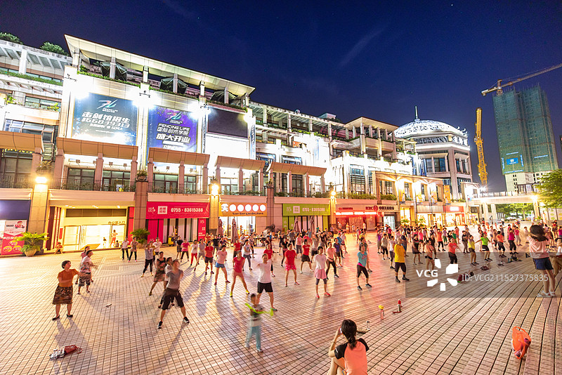 深圳 东海城市广场 广场舞 夜幕 城市图片素材
