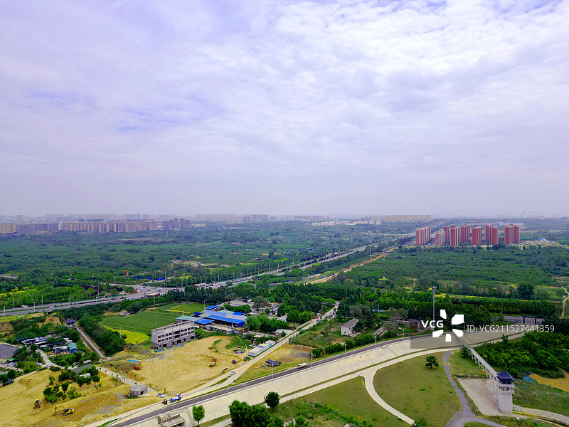 航拍水库大坝美景尽收眼底图片素材