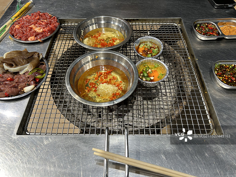 云南昆明夜宵烧烤图片素材