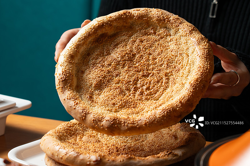 烤馕 新疆 馕包肉图片素材