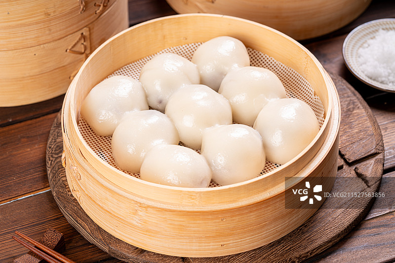 东北传统特色美食江米粘豆包图片素材