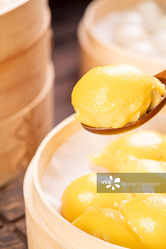 东北特色传统美食黄米粘豆包图片素材