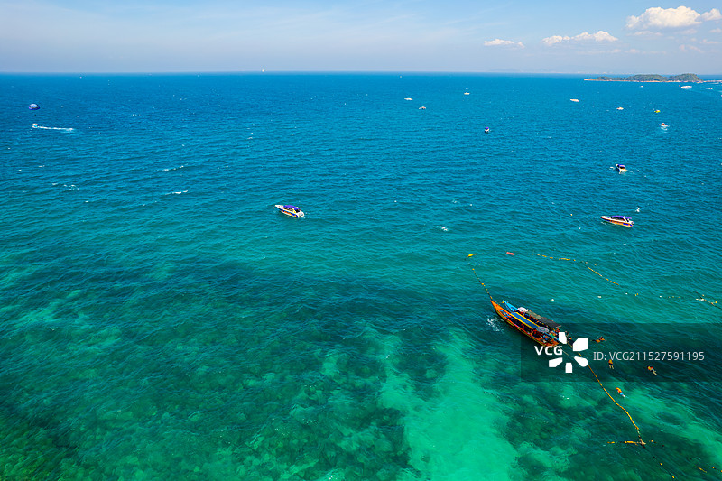 芭提雅格兰岛海滩图片素材