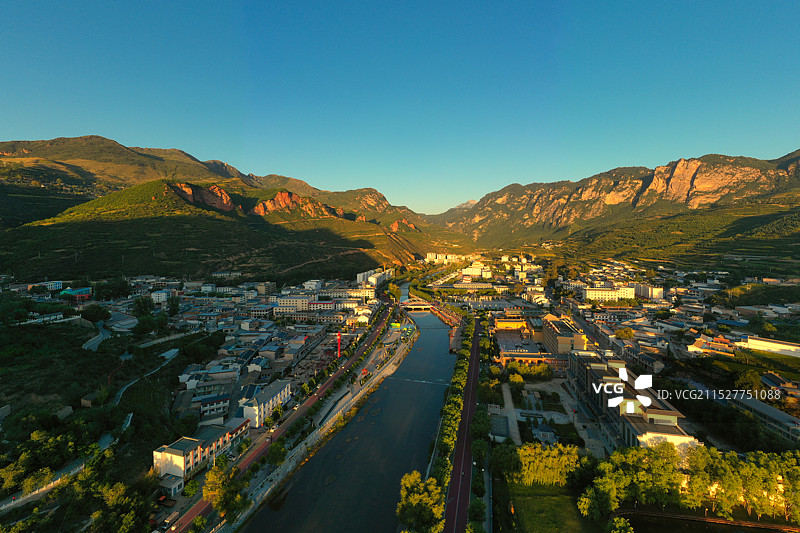 甘肃省甘南藏族自治州临潭县冶力关航拍城区图图片素材