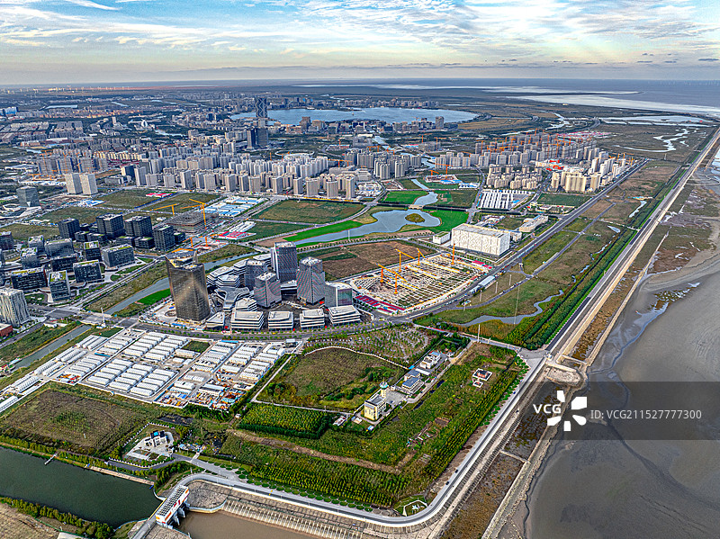 信息飞鱼 临港新片区国际数据经济产业园 上海特色产业园区 人工智能、跨境数据中心、增值电信业务自贸区图片素材