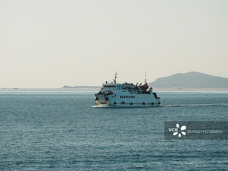 海上的轮渡图片素材