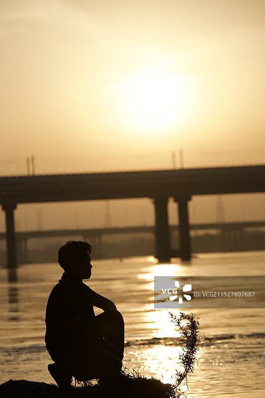 虔诚的信徒图片素材