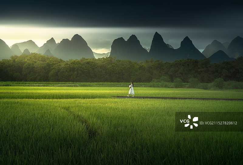 山雨欲来图片素材