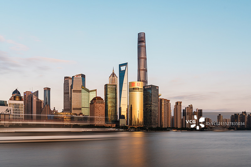 上海外滩陆家嘴建筑群图片素材