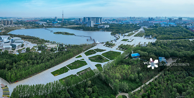 大庆市 广电大厦 万达广场 时代广场 万宝湖 奥体中心 科学技术馆 大庆石油馆图片素材