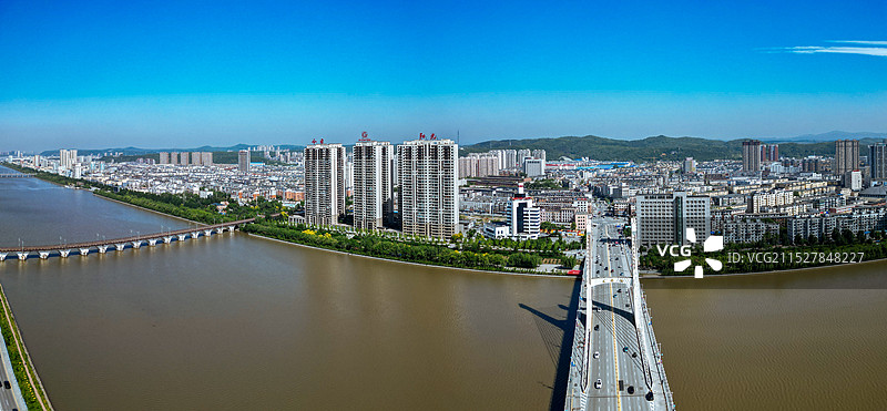 抚顺市 人民广场 雷锋大剧院 恒大广场 印象新城 地标 航拍图片素材