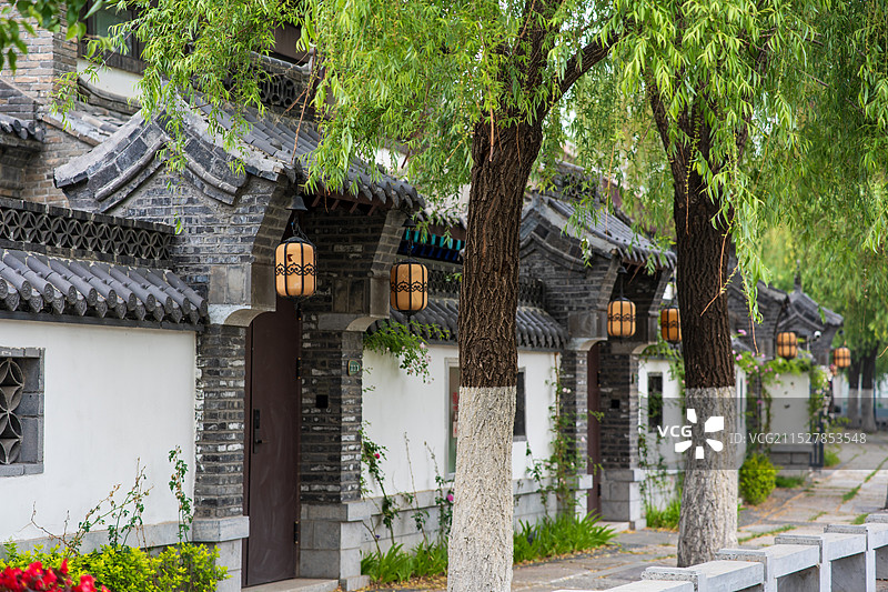 济南的传统中式房子大门图片素材