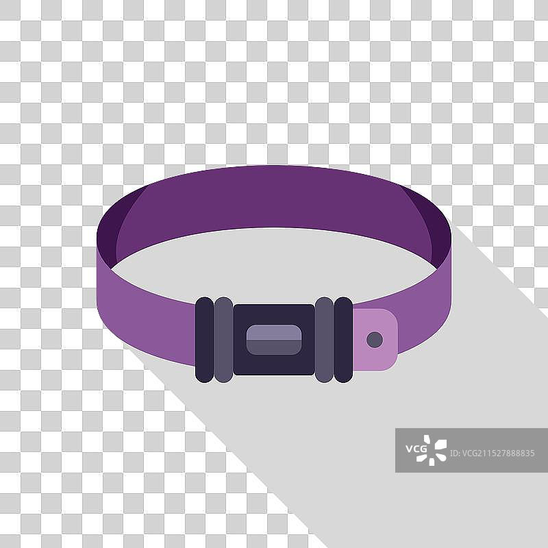 紫色狗项圈放在白色背景上图片素材