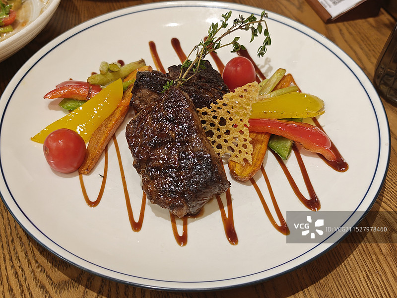 胃口大开的西餐图片素材