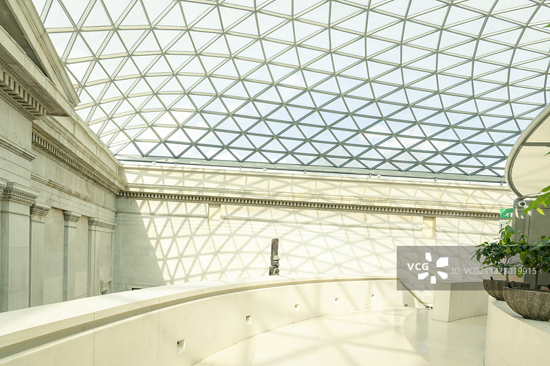 大英博物馆展厅，古埃及文物，古希腊文物，中国文物，罗丹雕塑《思想者》图片素材