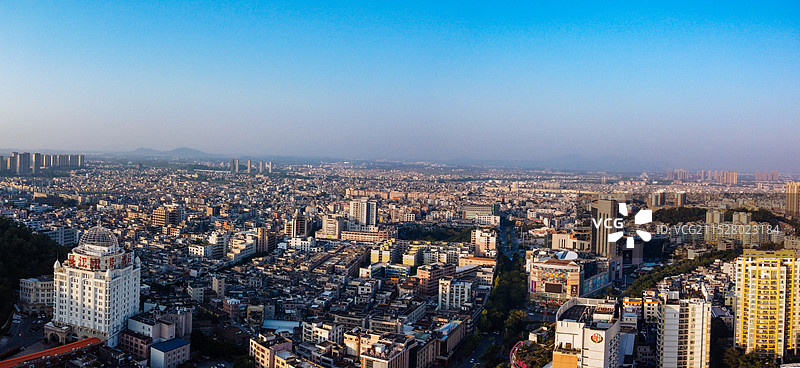 阳江 百利广场 人民广场 东风二路 北山公园 宇通大厦 航拍图片素材