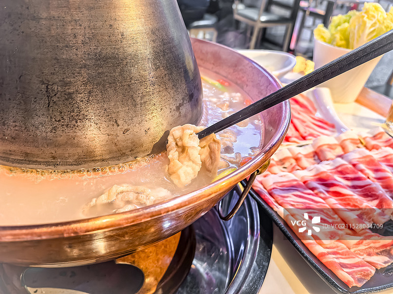 老北京铜锅涮羊肉图片素材
