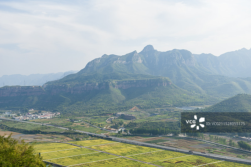 河北涉县韩王九寨景区和东山大地景观稻田画图片素材