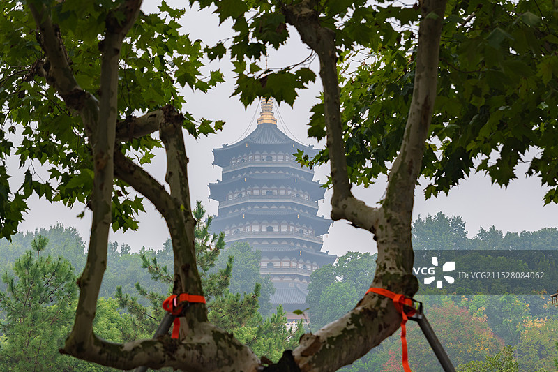 浙江杭州雷峰塔图片素材