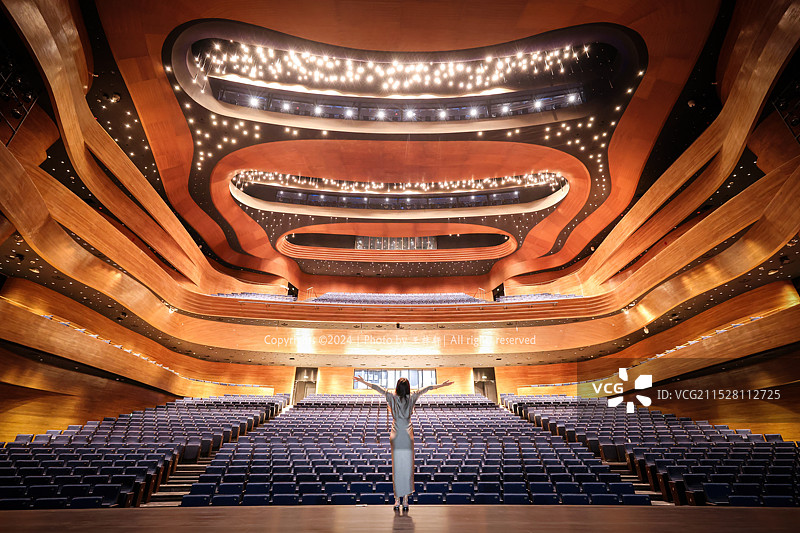 『谢幕』图片素材