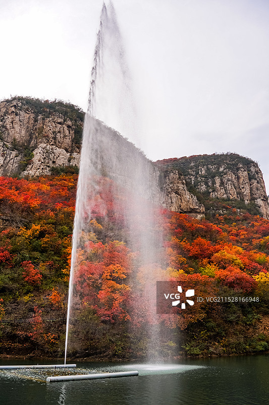 邢台沙河佛照山红叶季图片素材