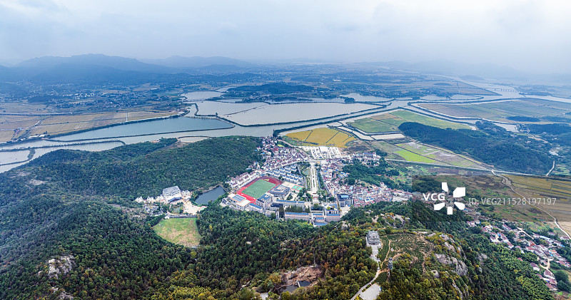 航拍视角--安徽铜陵枞阳浮山美丽乡村图片素材