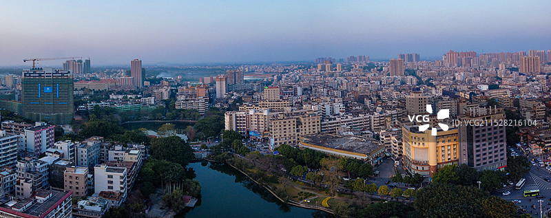 湛江 寸金桥公园 寸金路 爱华广场 地标 航拍图片素材