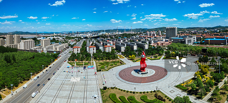 辽阳市 宏伟区 宏伟广场 半山居 荟萃湖 天井公园 航拍图片素材