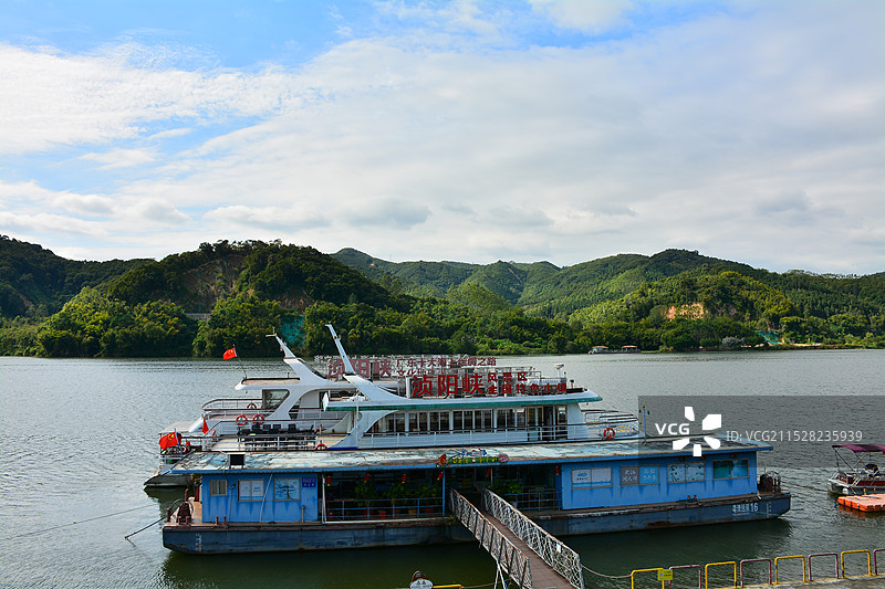 英德浈阳峡游船图片素材