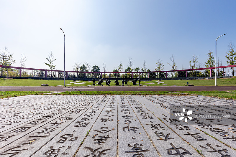 常德柳叶湖边丝弦广场环境图片素材