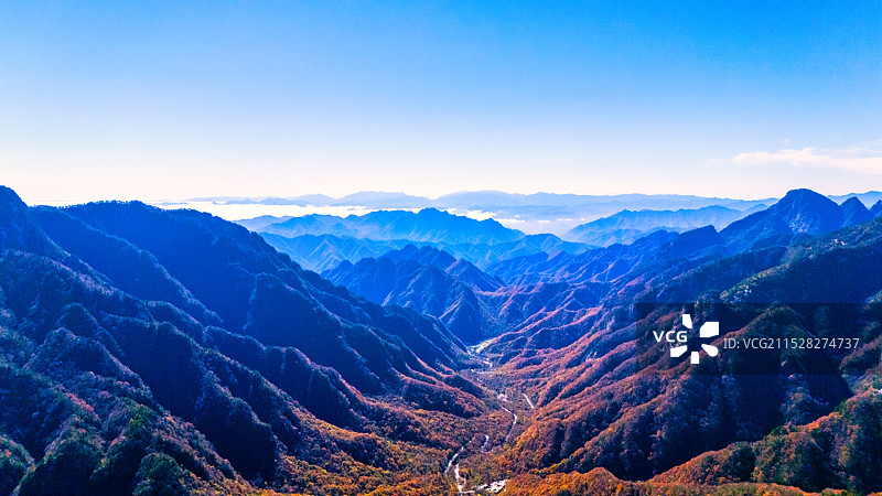秦岭的秋天——黄花岭图片素材