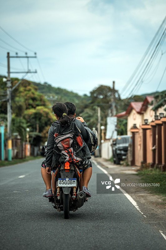 菲律宾的乡间小路图片素材