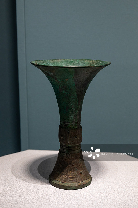 山西博物院展出文物肇觚 商代 山西省临汾市永和县出土图片素材