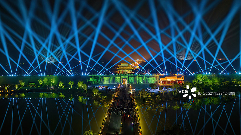 邯郸市广府古城景区夜景灯光秀图片素材