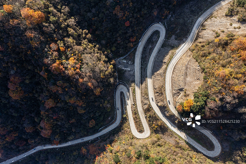 秦巴山的秋意图片素材