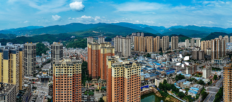 广元市 红星公园 澳源体育中心 万达 利州区 学府路 奥体大桥图片素材